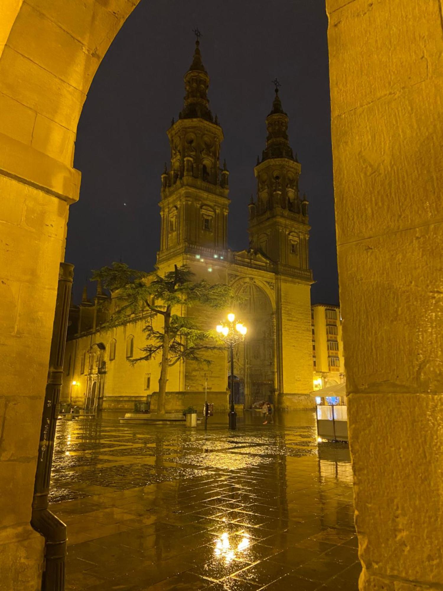 Alojamiento En Pleno Centro Con Wifi Y Aire Acondicionado Logroño Exteriér fotografie